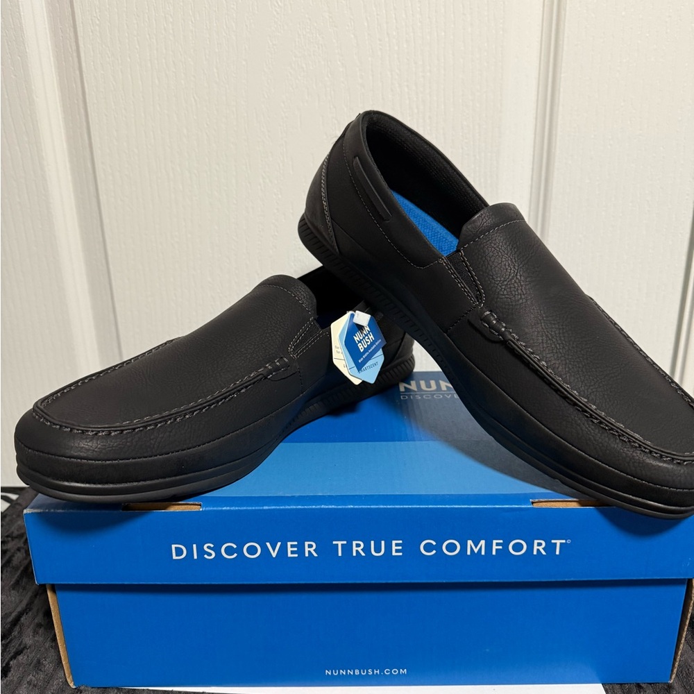 Nunn Bush Men's Dark Slip-On Loafers